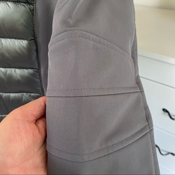 BCBGENERATION Water-Resistant Hooded Softshell Long Puffer Jacket - Picture 9 of 16